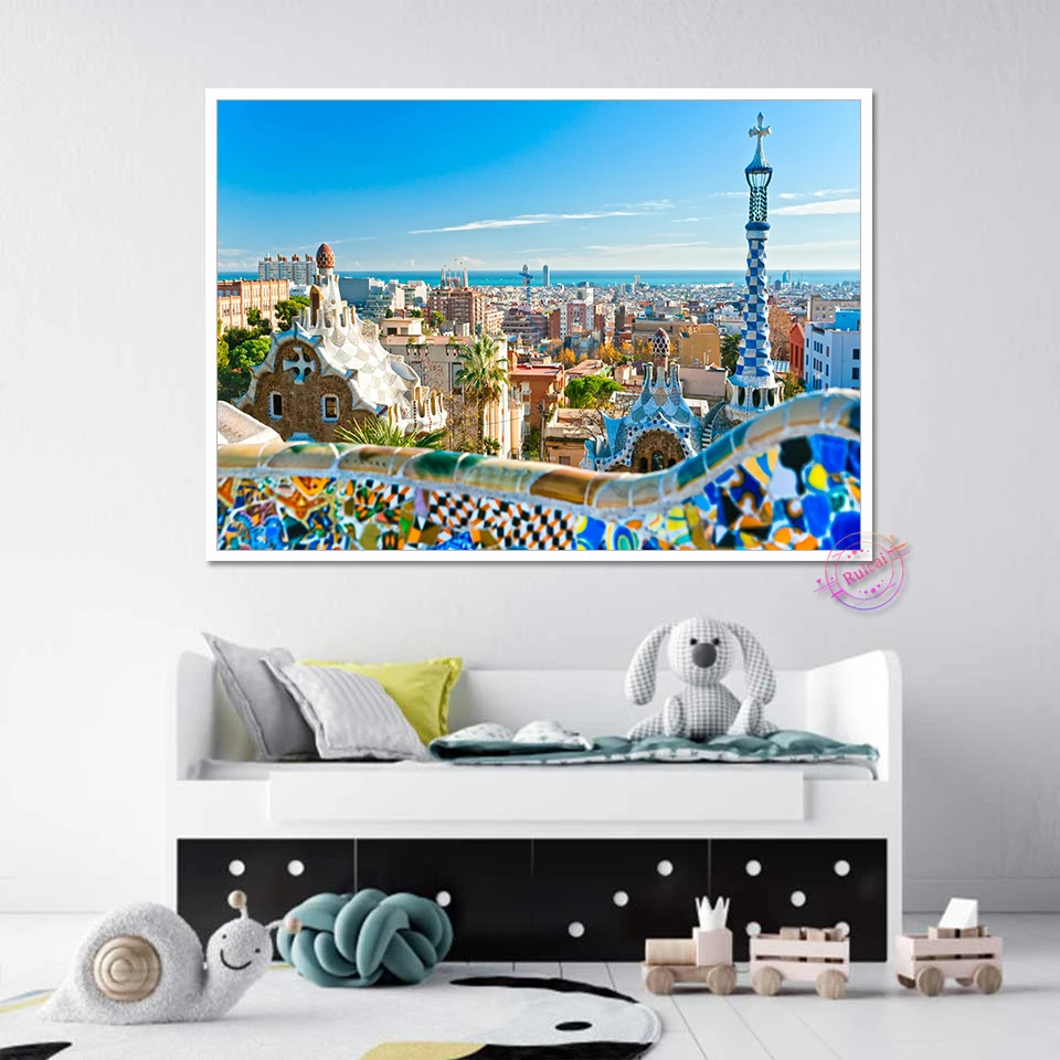Home Barcelona - Парк Гелл в Барселоне, Испания, туристический